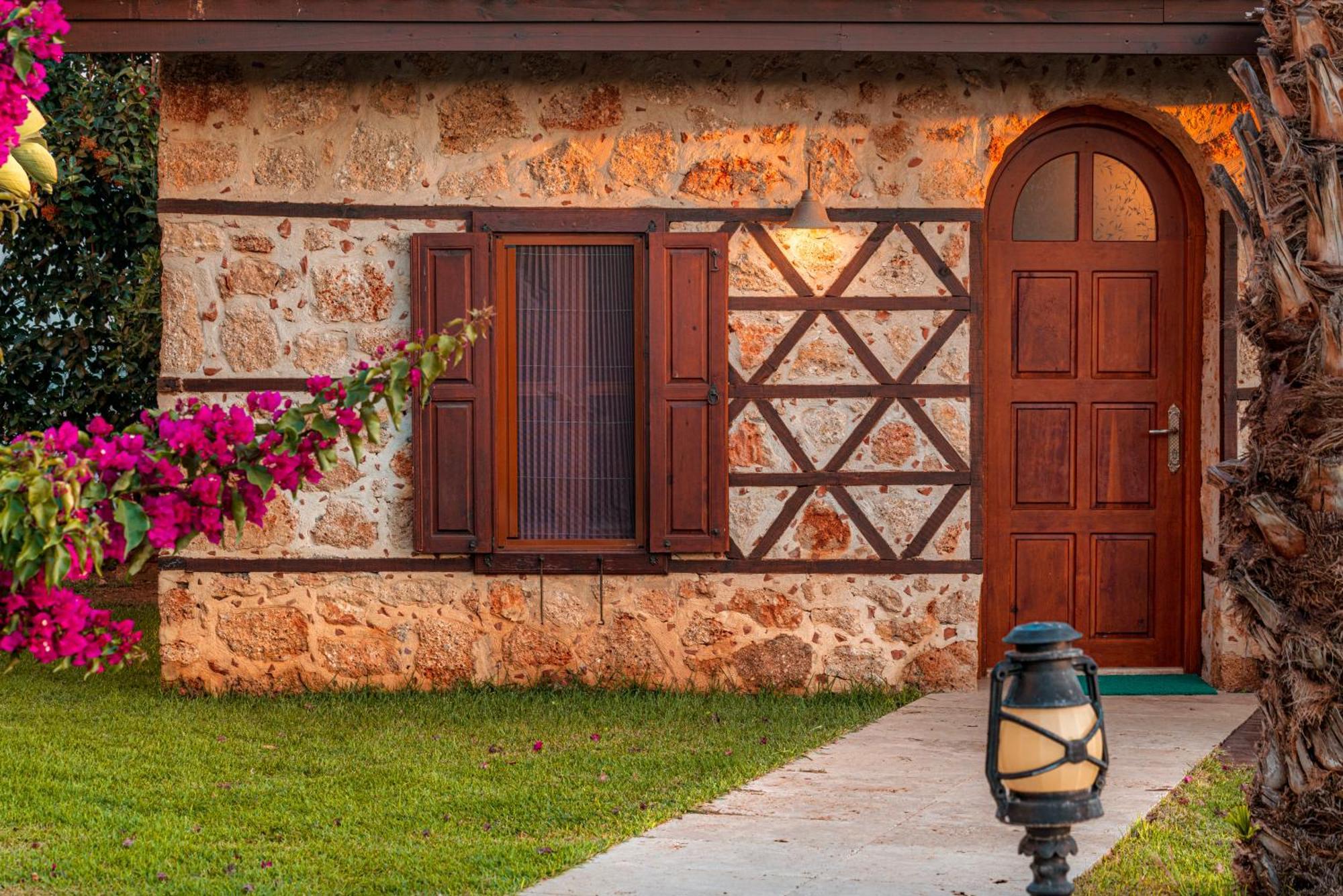 Sedir Park - Beach Bungalow Kargicak  Kültér fotó